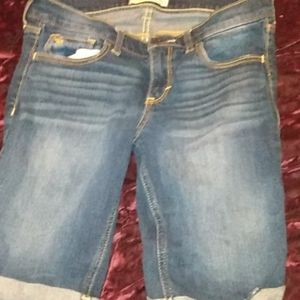 Abercrombie size 16 youth